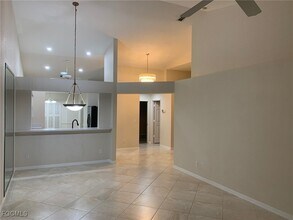1909 W Crown Pointe Blvd in Naples, FL - Building Photo - Building Photo