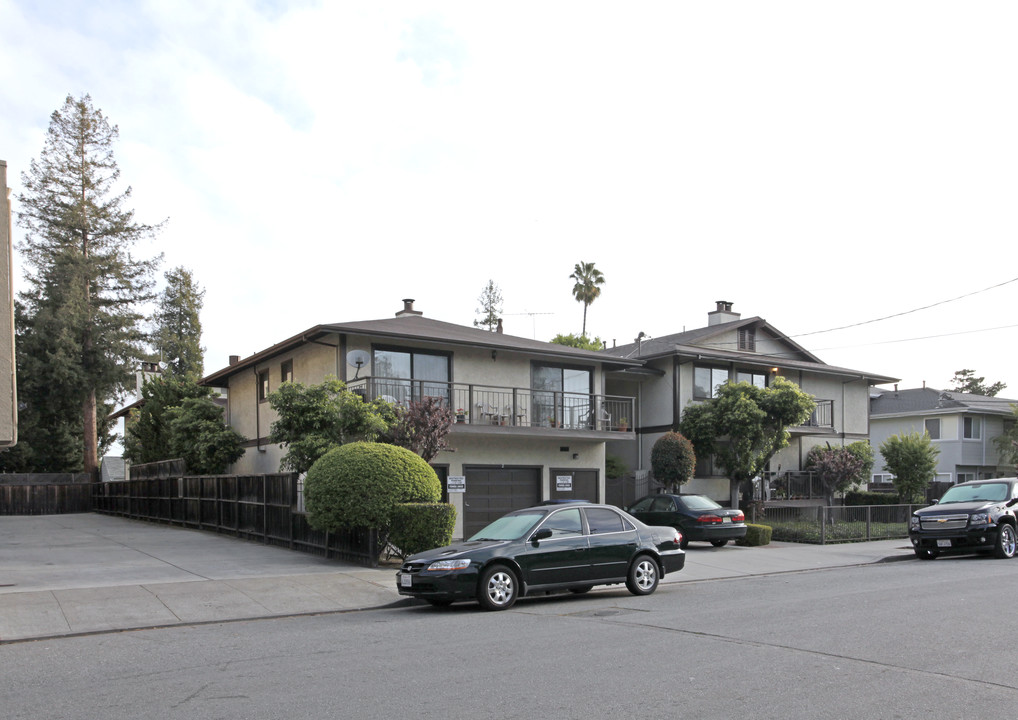 Ascani Dominic in Palo Alto, CA - Building Photo