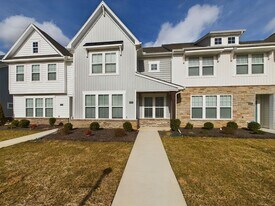 6127 Buntline Ln in Richmond, VA - Building Photo