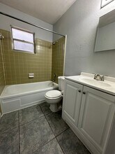 4140 NW 32nd St in Gainesville, FL - Building Photo - Building Photo