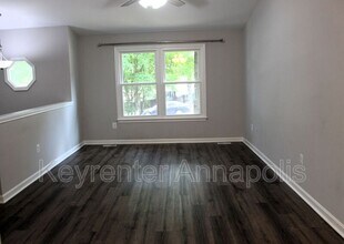 398 Kimwood Rd in Arnold, MD - Building Photo - Building Photo