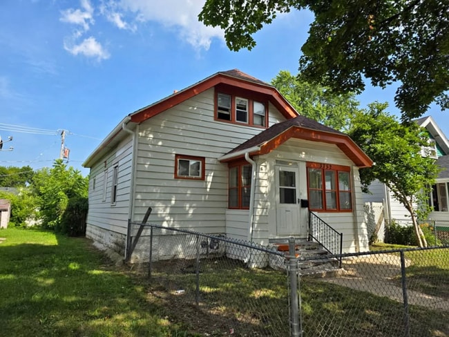 property at 3052 N 47th St