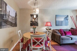 601 Pennsylvania Ave. SE, Unit 705 in Washington, DC - Building Photo - Building Photo