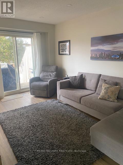 15 Guildwood Pkwy in Toronto, ON - Building Photo - Building Photo