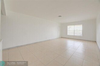 1017 NW 30th Ct in Wilton Manors, FL - Building Photo - Building Photo