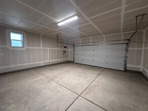 30532 Delancy Rd in Visalia, CA - Building Photo - Building Photo