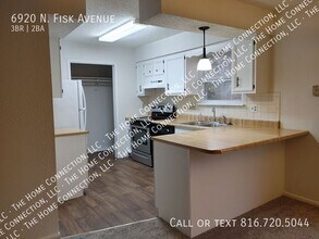6920 N Fisk Ave in Kansas City, MO - Building Photo - Building Photo