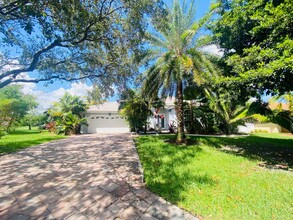 10053 NW 47th St in Coral Springs, FL - Building Photo - Building Photo