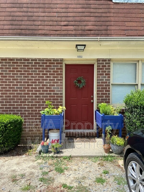 property at 5330 Jovern Dr