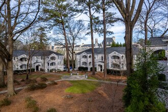 51-77 Peachtree Memorial Dr NW in Atlanta, GA - Building Photo - Building Photo