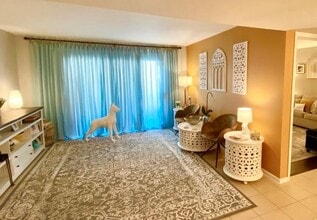 8521 Hearth Dr in Houston, TX - Building Photo - Building Photo