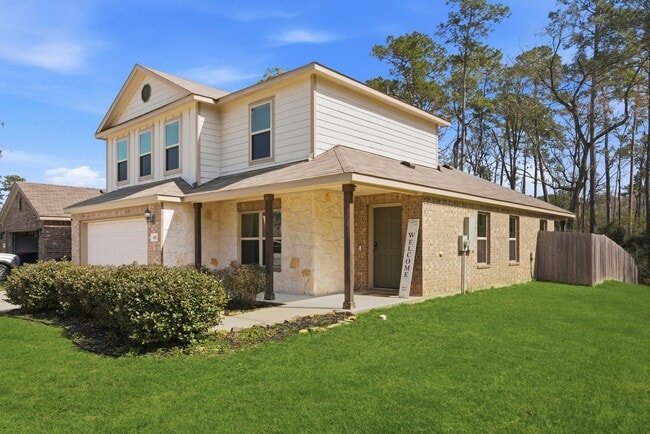 8027 Dauntless Dr in Magnolia, TX - Building Photo - Building Photo