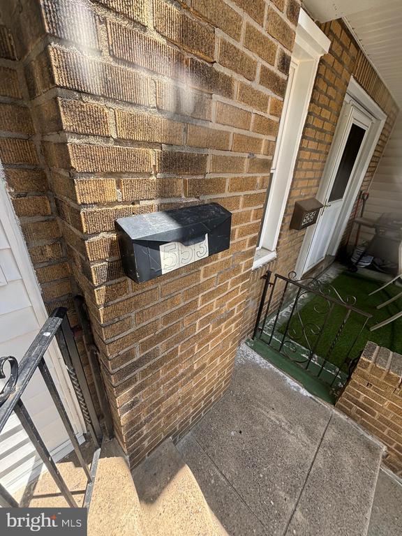 553 Rosalie St in Philadelphia, PA - Building Photo - Building Photo