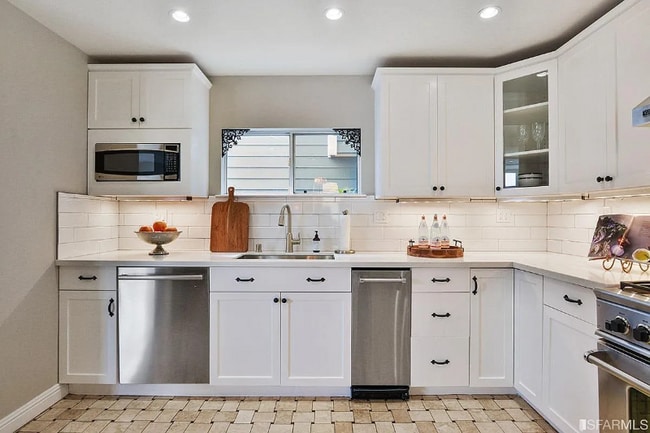 133 Cresta Vista Dr in San Francisco, CA - Building Photo - Building Photo