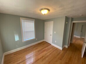 309 Highland Ave, Unit 1 in Somerville, MA - Building Photo - Building Photo