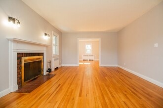 1165 W Boylston St in Worcester, MA - Building Photo - Building Photo