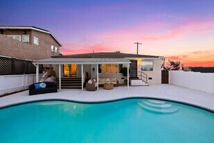 1404 Lieta St in San Diego, CA - Building Photo