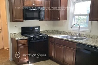 937 Dartmouth Ave in Matteson, IL - Foto de edificio - Building Photo