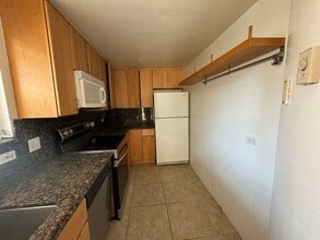 7439 Herschel Ave in San Diego, CA - Building Photo - Building Photo