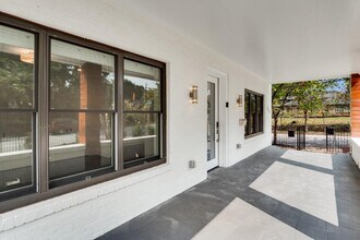 564 Parkway Dr NE in Atlanta, GA - Building Photo - Building Photo