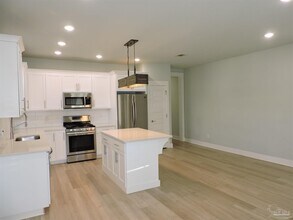 1058 W Brainerd St in Pensacola, FL - Building Photo - Building Photo