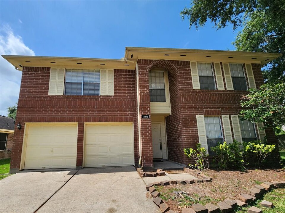 3115 Astor Ct in Sugar Land, TX - Building Photo