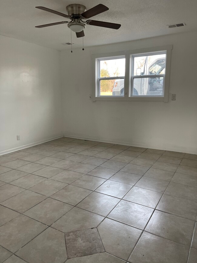 730 N 70th St, Unit 734 in Kansas City, KS - Building Photo - Building Photo