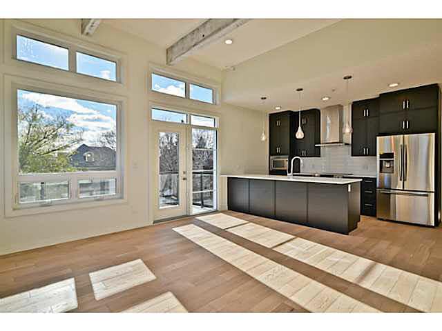 10606-10684 84 Ave NW in Edmonton, AB - Building Photo