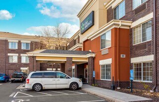 Furnished Studio-Minneapolis - Eden Prairi in Eden Prairie, MN - Building Photo