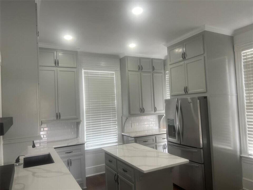 313 14th St in Galveston, TX - Building Photo