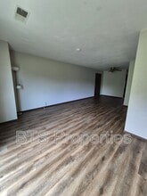412 N Highland St in Creve Coeur, IL - Building Photo - Building Photo
