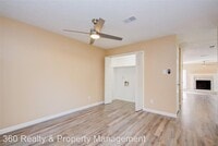 1849 Sherwood Forest St photo'