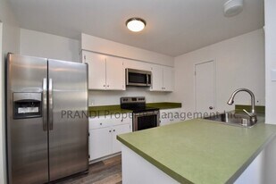 110A Oliva Ct in Novato, CA - Building Photo