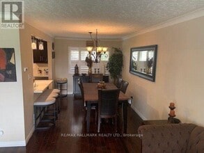 122 Wyndcliff Crescent in Toronto, ON - Building Photo - Building Photo