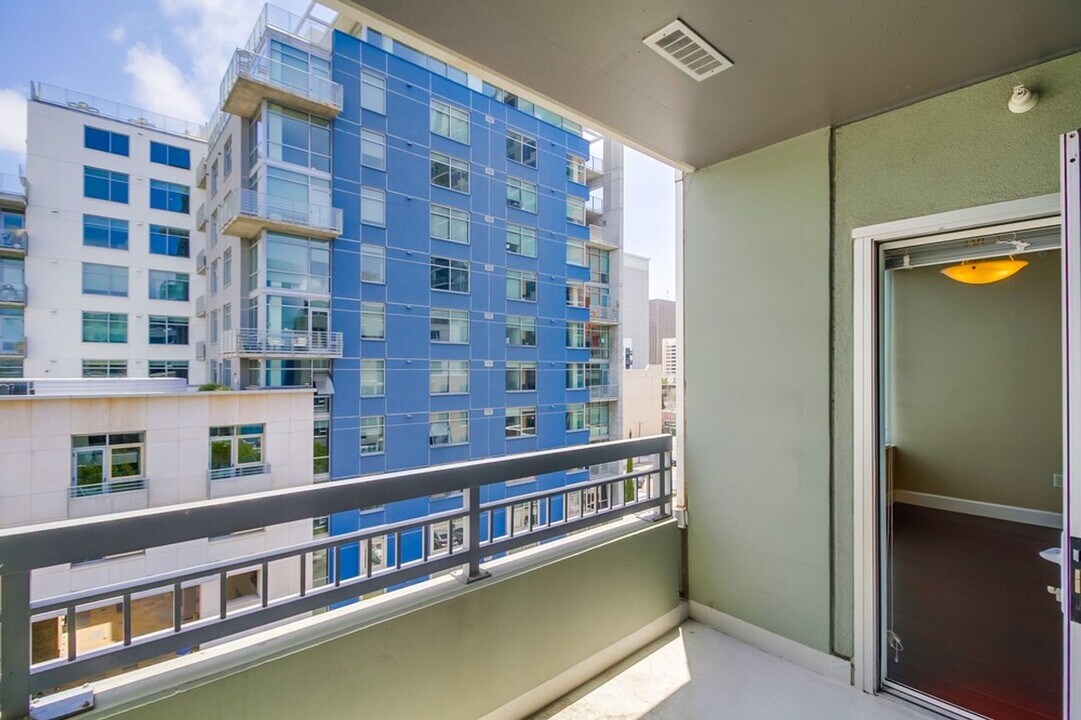 1580 Union St in San Diego, CA - Building Photo