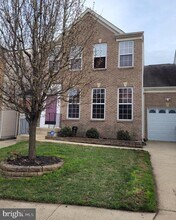 112 Holmes St, Unit Basement in Stafford, VA - Foto de edificio - Building Photo