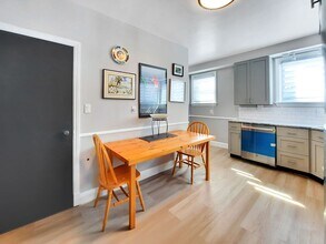 214 Sudbrook Ln in Pikesville, MD - Building Photo - Building Photo