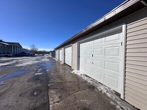 2263 Imperial Ln in Green Bay, WI - Building Photo - Building Photo