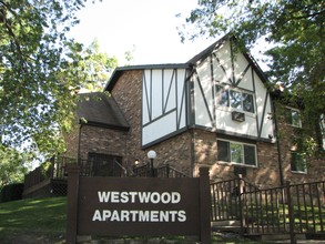 Westwood Apartments in Waukesha, WI - Building Photo - Building Photo