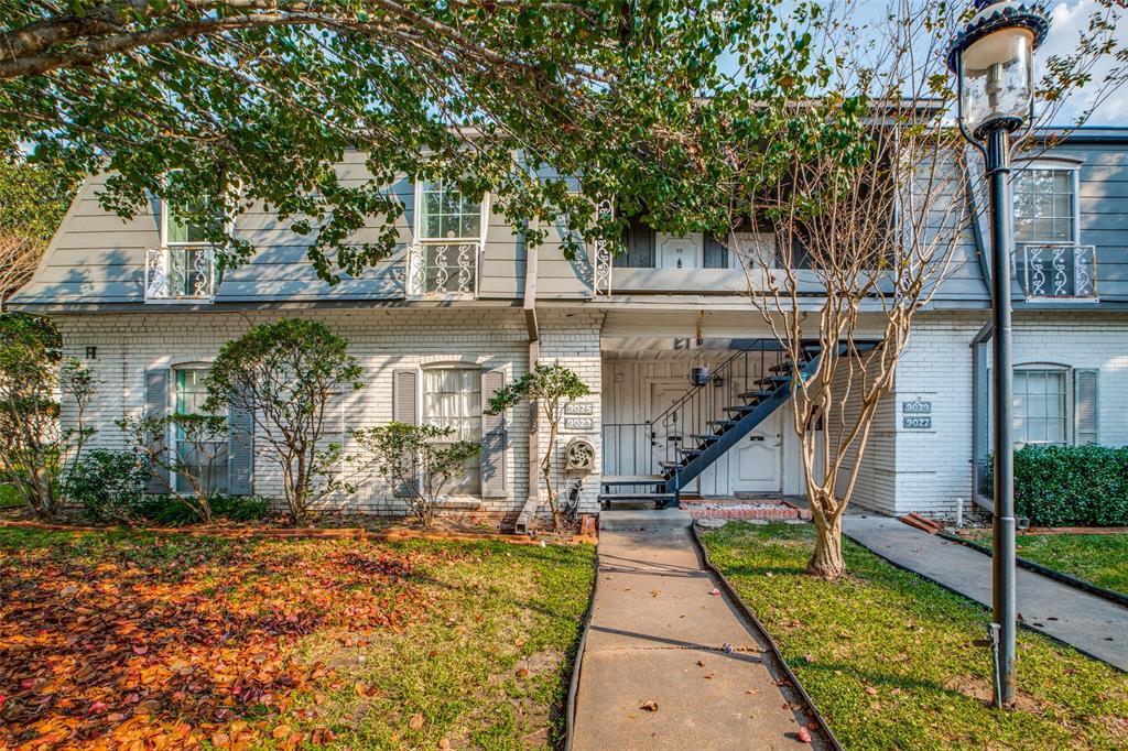 9025 Rue Cambon St Photo