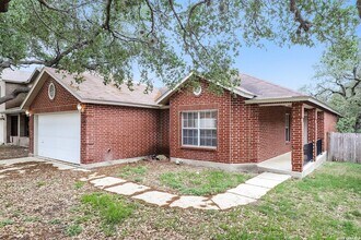 11926 Auburn Brook in San Antonio, TX - Foto de edificio - Building Photo