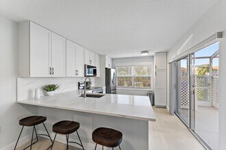 3397 SW Sunset Trace Cir in Palm City, FL - Building Photo - Building Photo