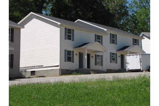 106-116 Creekside Dr in Franklin, KY - Building Photo