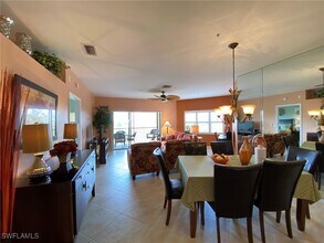 230 Vintage Cir in Naples, FL - Building Photo - Building Photo