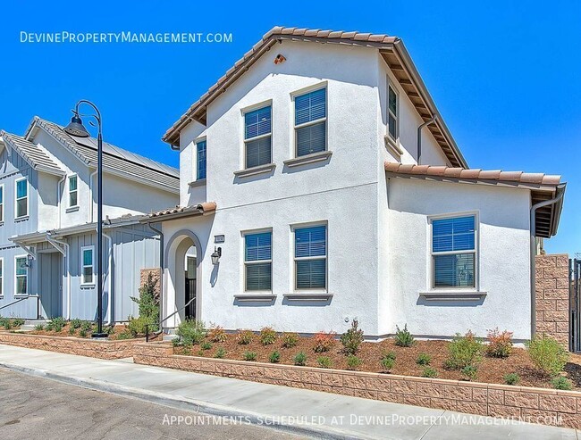 7030 Aloe Ln in Fontana, CA - Building Photo - Building Photo