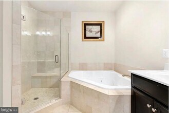 622 Sprintsail Way in Oxon Hill, MD - Building Photo - Building Photo