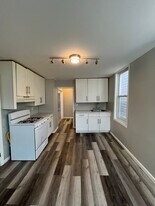 197 Gates Ave, Unit 1 in Jersey City, NJ - Building Photo