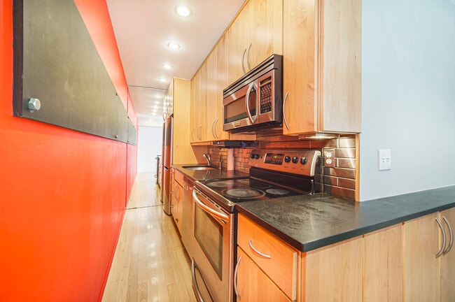 property at 1531 Packard St