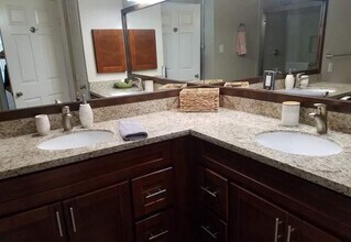 6520 Broadway St in Pearland, TX - Building Photo - Building Photo