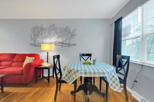 Colonial Park Townhomes